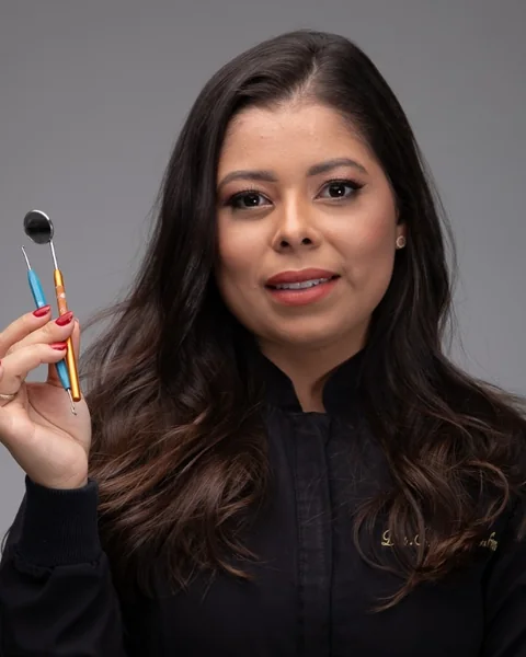 Dra. Andréia Bonfim, especialista em ortodontia